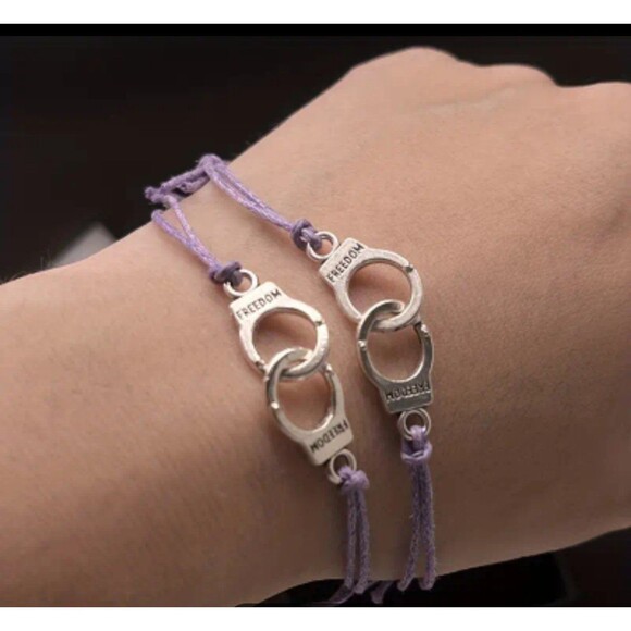 2-pcs. Partners In Crime Friendship Bracelet Set - Picture 1 of 3
